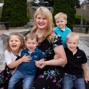 Meet your Posher, Kendra